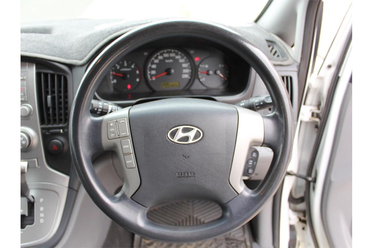 2014 Hyundai iMax TQ-W