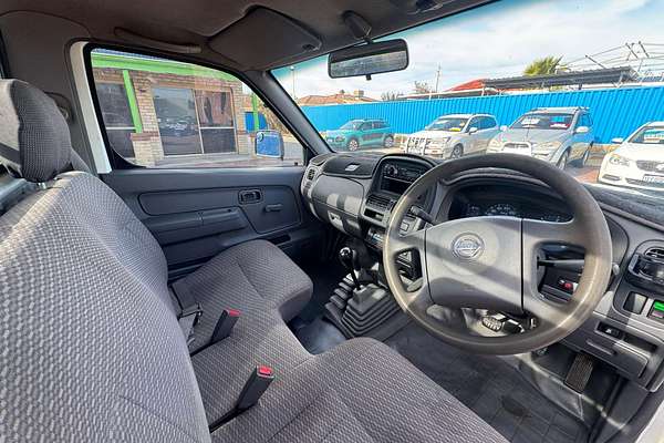 2008 Nissan Navara DX D22 2WD