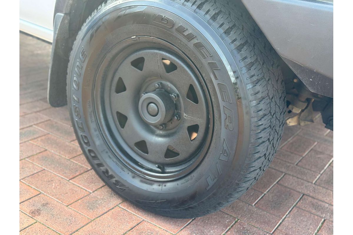 2008 Nissan Navara DX D22 2WD