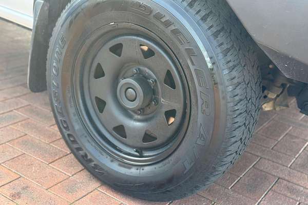 2008 Nissan Navara DX D22 2WD