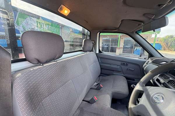 2008 Nissan Navara DX D22 2WD