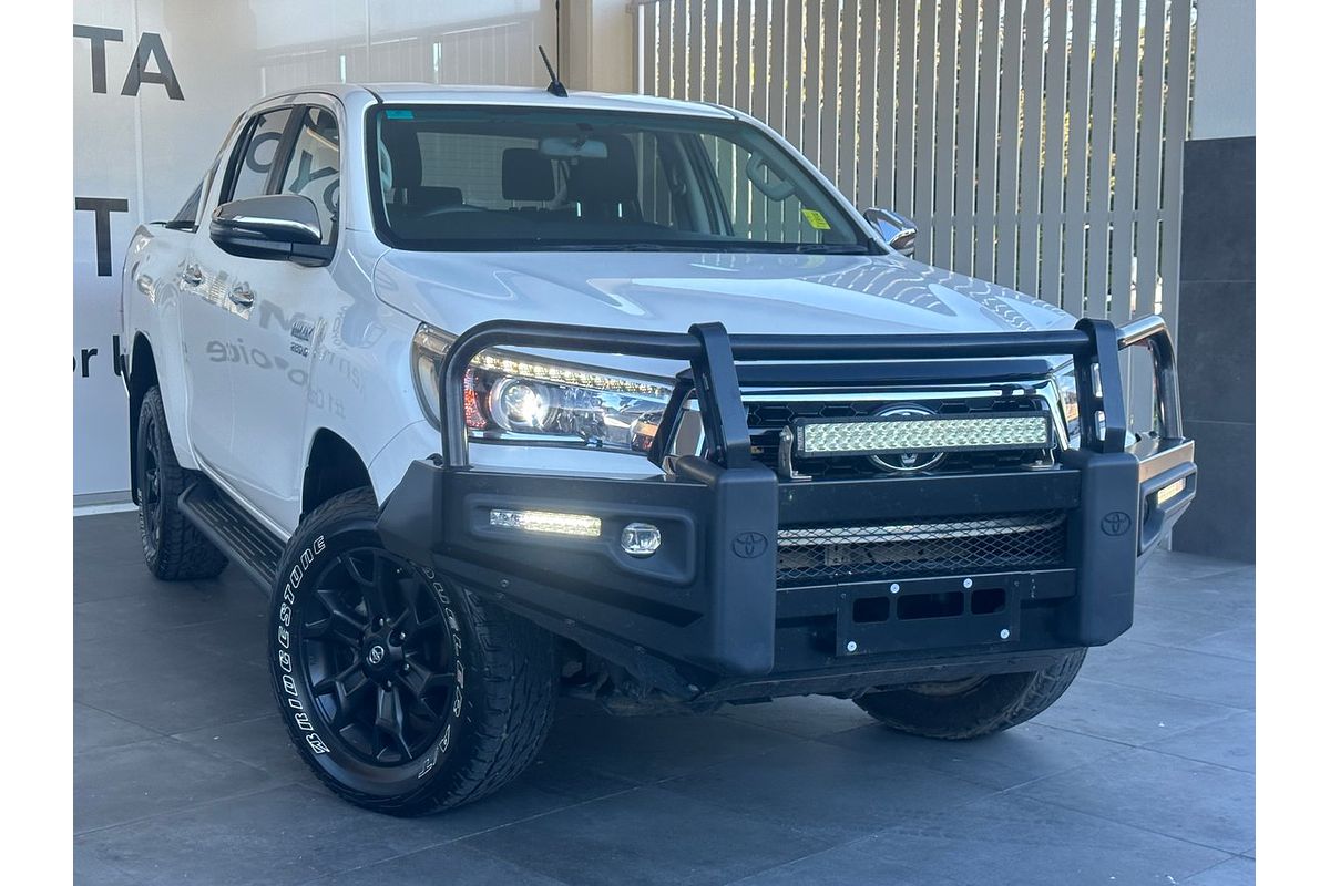 2019 Toyota Hilux SR5 GUN126R