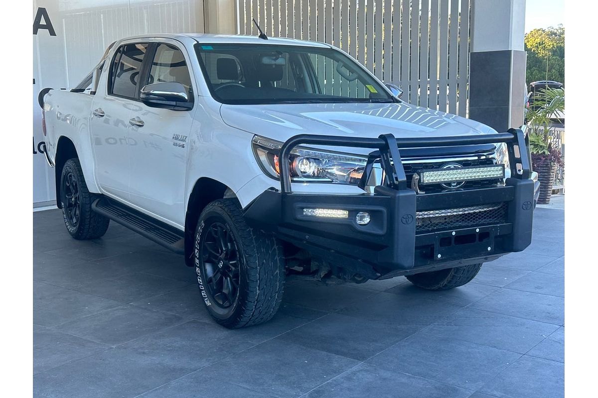 2019 Toyota Hilux SR5 GUN126R