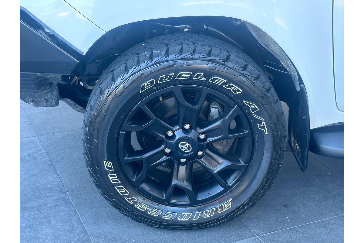 2019 Toyota Hilux SR5 GUN126R