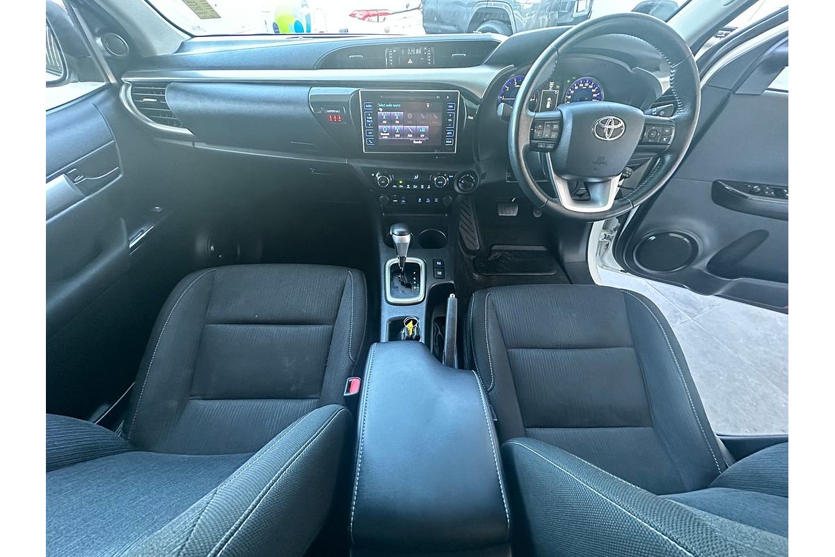 2019 Toyota Hilux SR5 GUN126R