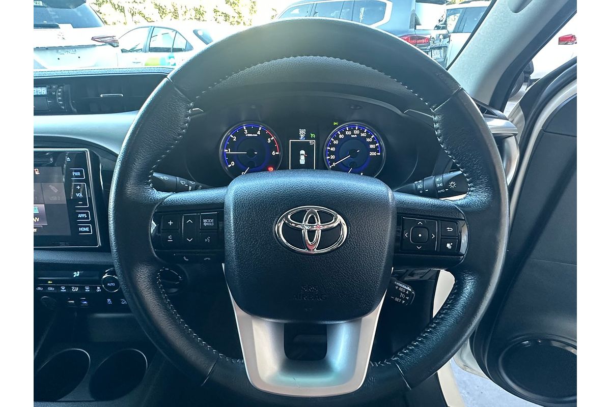 2019 Toyota Hilux SR5 GUN126R