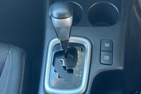 2019 Toyota Hilux SR5 GUN126R