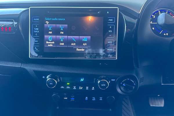 2019 Toyota Hilux SR5 GUN126R