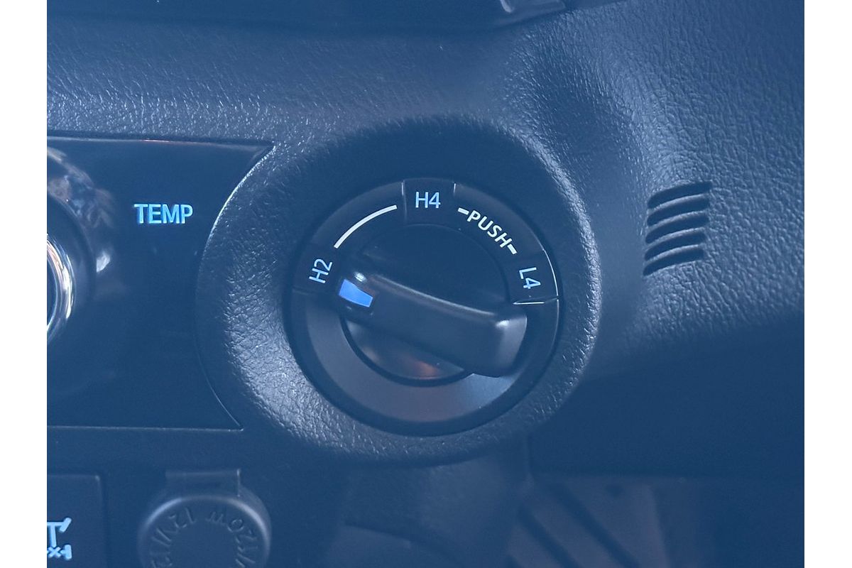 2019 Toyota Hilux SR5 GUN126R