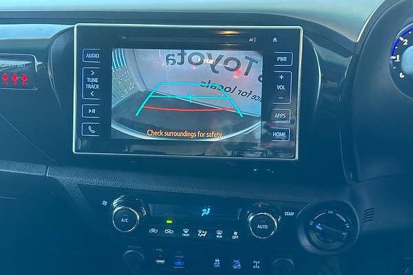 2019 Toyota Hilux SR5 GUN126R