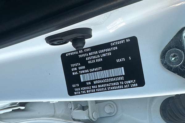 2019 Toyota Hilux SR5 GUN126R