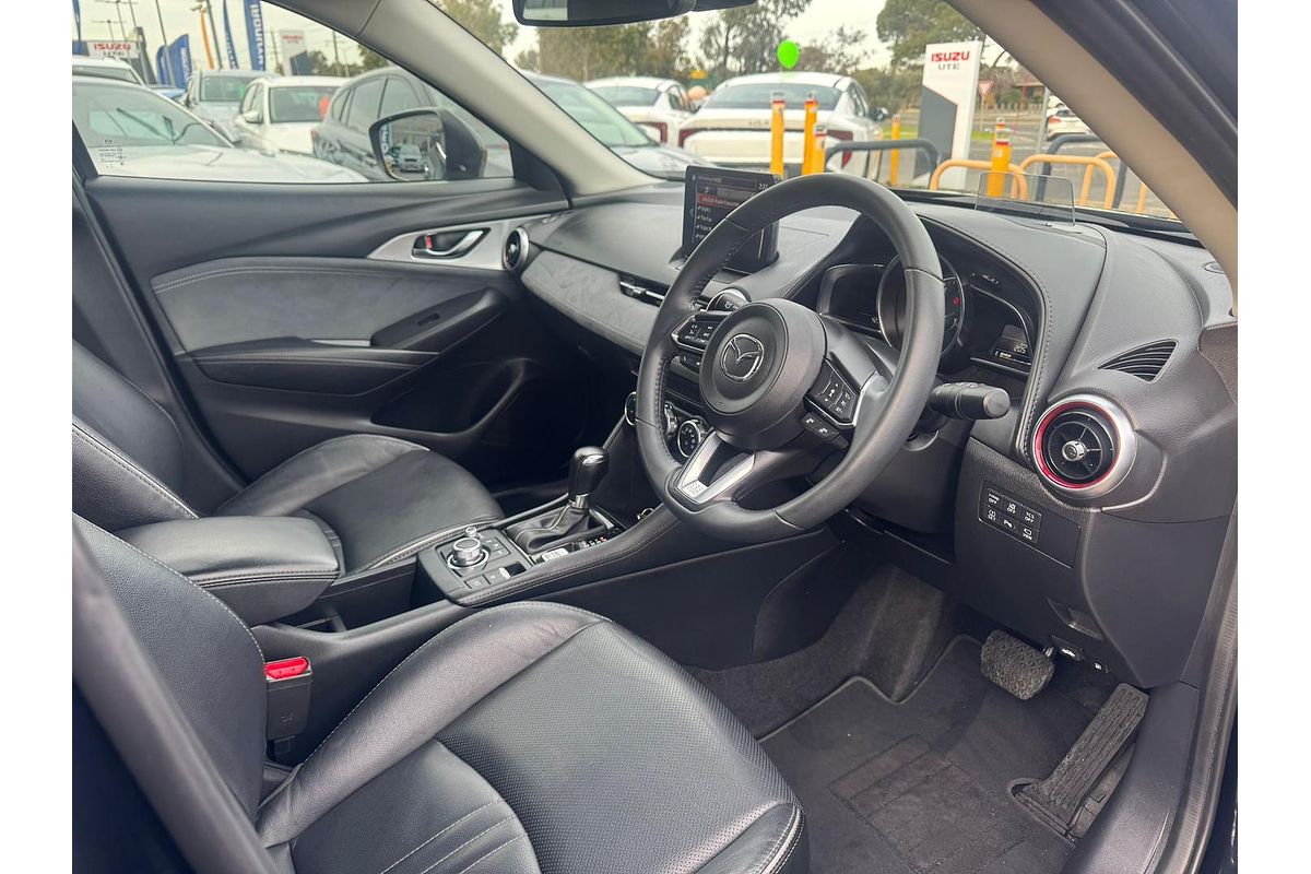 2022 Mazda CX-3 Akari DK