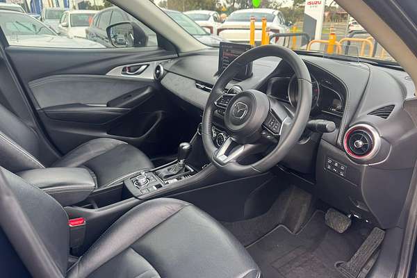 2022 Mazda CX-3 Akari DK