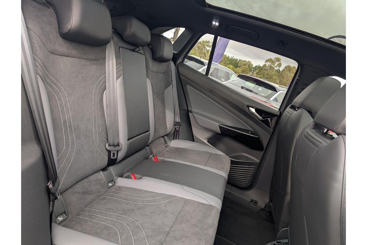 2025 Volkswagen ID.4 Pro E2