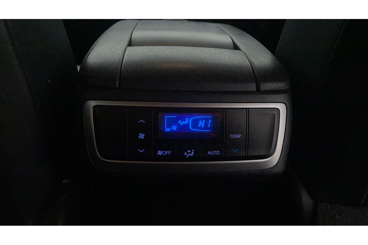2014 Toyota Kluger Grande GSU55R