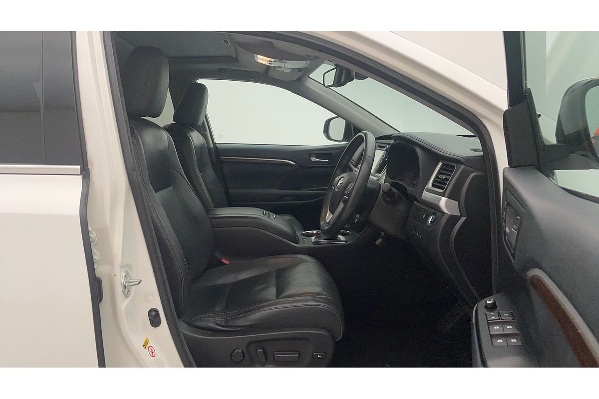 2014 Toyota Kluger Grande GSU55R