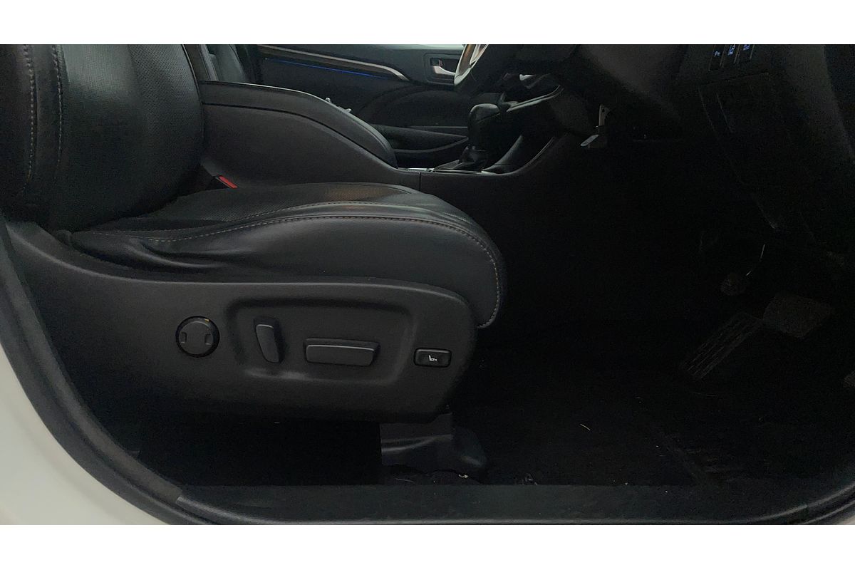 2014 Toyota Kluger Grande GSU55R