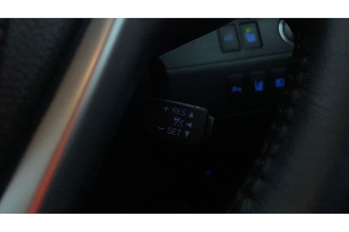 2014 Toyota Kluger Grande GSU55R