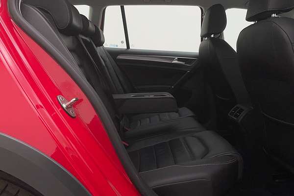 2016 Volkswagen Golf Alltrack 132TSI 7