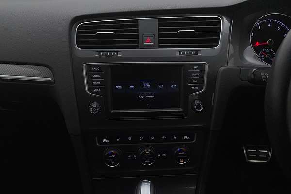 2016 Volkswagen Golf Alltrack 132TSI 7