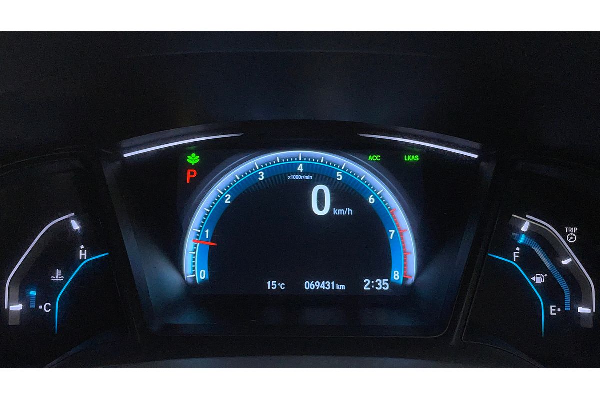 2017 Honda CIVIC VTi-LX MY17