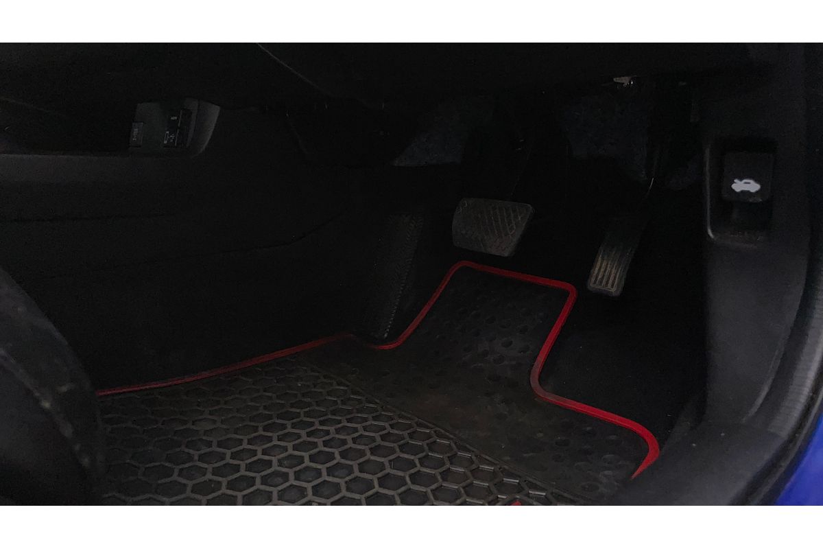 2017 Honda CIVIC VTi-LX MY17