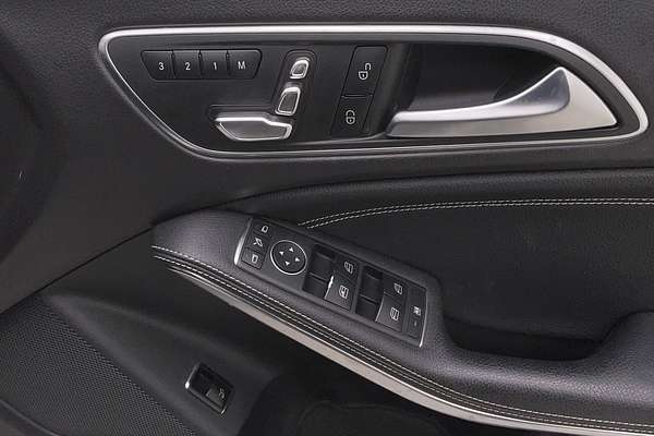 2018 Mercedes-Benz CLA-Class CLA200 X117