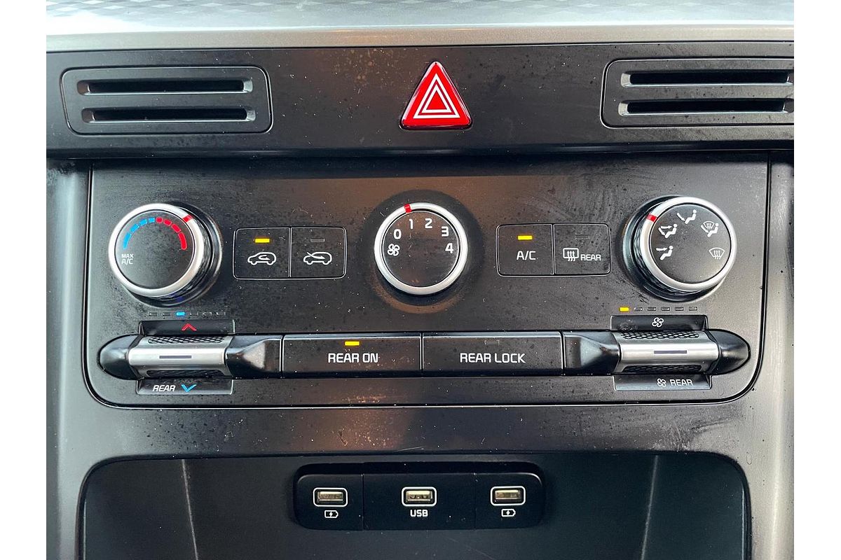 2022 Kia Carnival S KA4