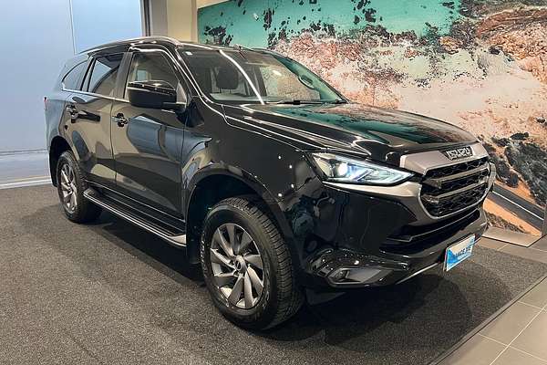 2024 Isuzu MU-X LS-U
