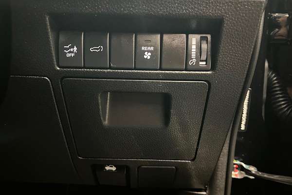 2024 Isuzu MU-X LS-U
