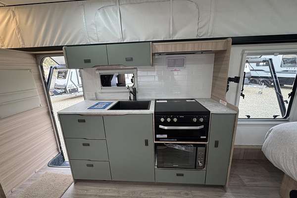 2025 Jayco Discovery 17.55-8.Dy-My25