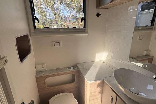 2025 Jayco Discovery 21.66-3.Ob.Dy-My25