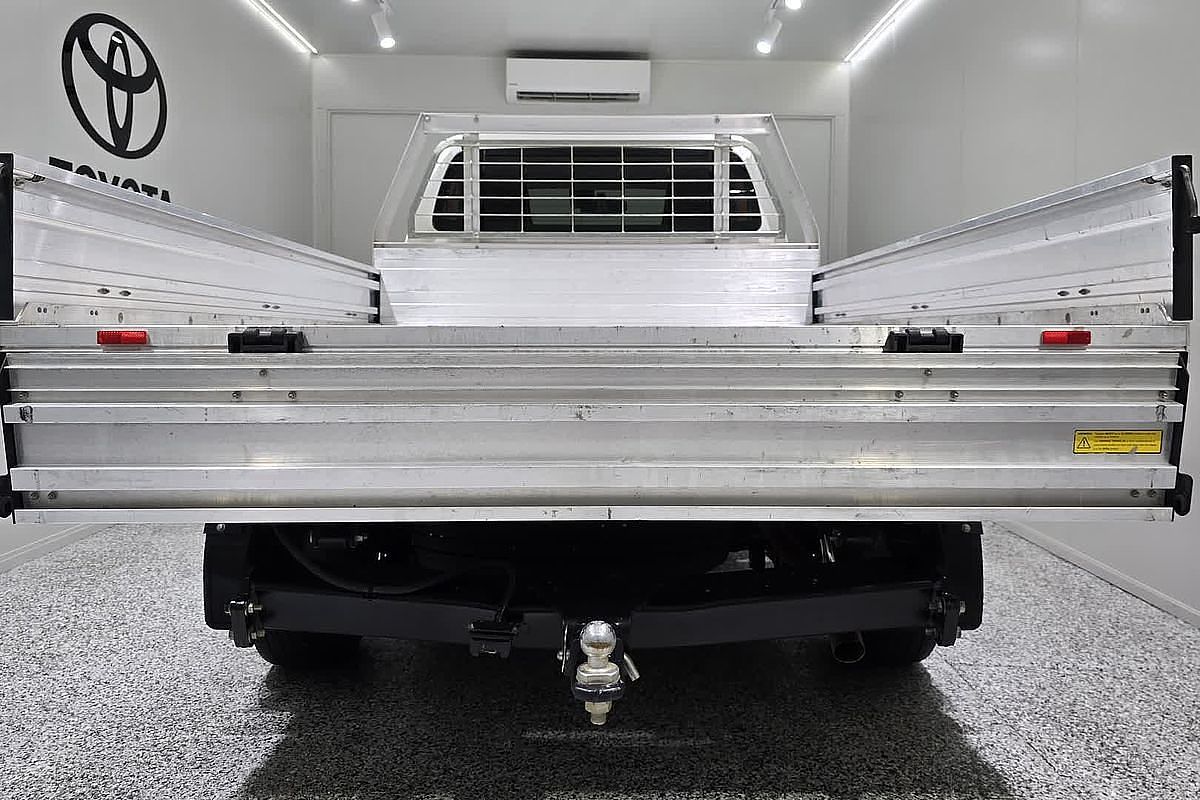 2022 Toyota Hilux Hilux 4x2 Workmate 2.7L Petrol Manual Single Cab C/C TGN121R Rear Wheel Drive