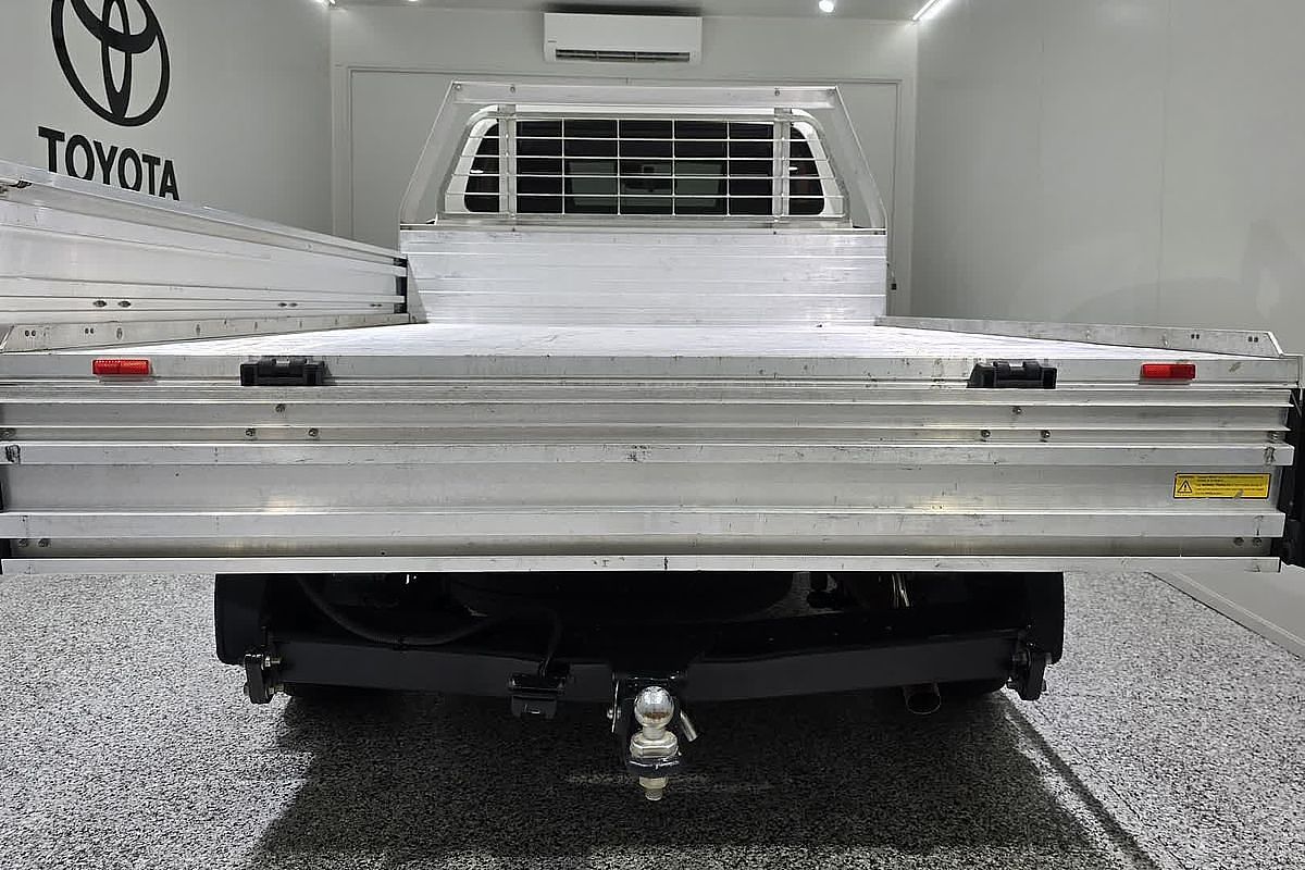 2022 Toyota Hilux Hilux 4x2 Workmate 2.7L Petrol Manual Single Cab C/C TGN121R Rear Wheel Drive
