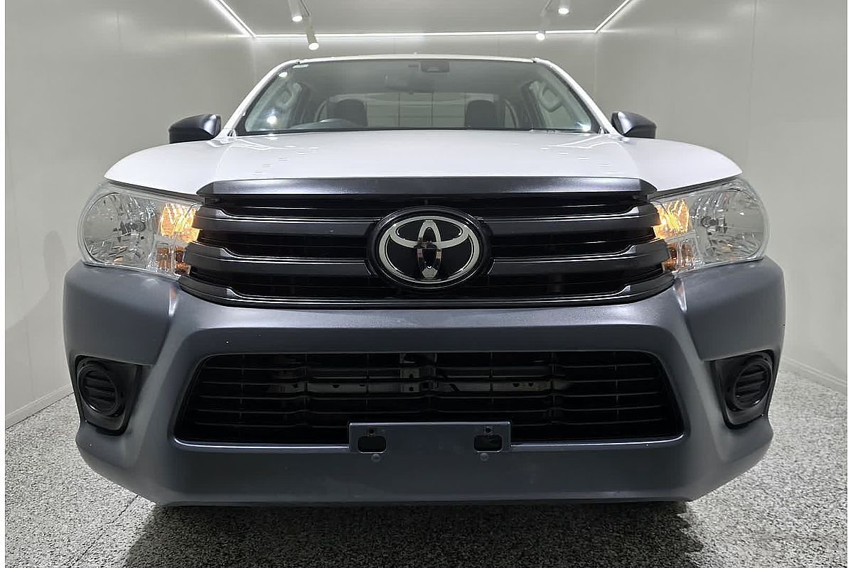 2022 Toyota Hilux Hilux 4x2 Workmate 2.7L Petrol Manual Single Cab C/C TGN121R Rear Wheel Drive