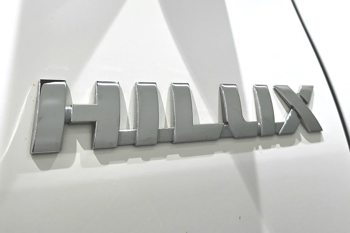 2022 Toyota Hilux Hilux 4x2 Workmate 2.7L Petrol Manual Single Cab C/C TGN121R Rear Wheel Drive