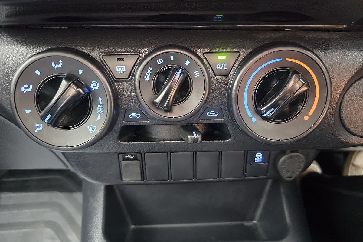 2022 Toyota Hilux Hilux 4x2 Workmate 2.7L Petrol Manual Single Cab C/C TGN121R Rear Wheel Drive