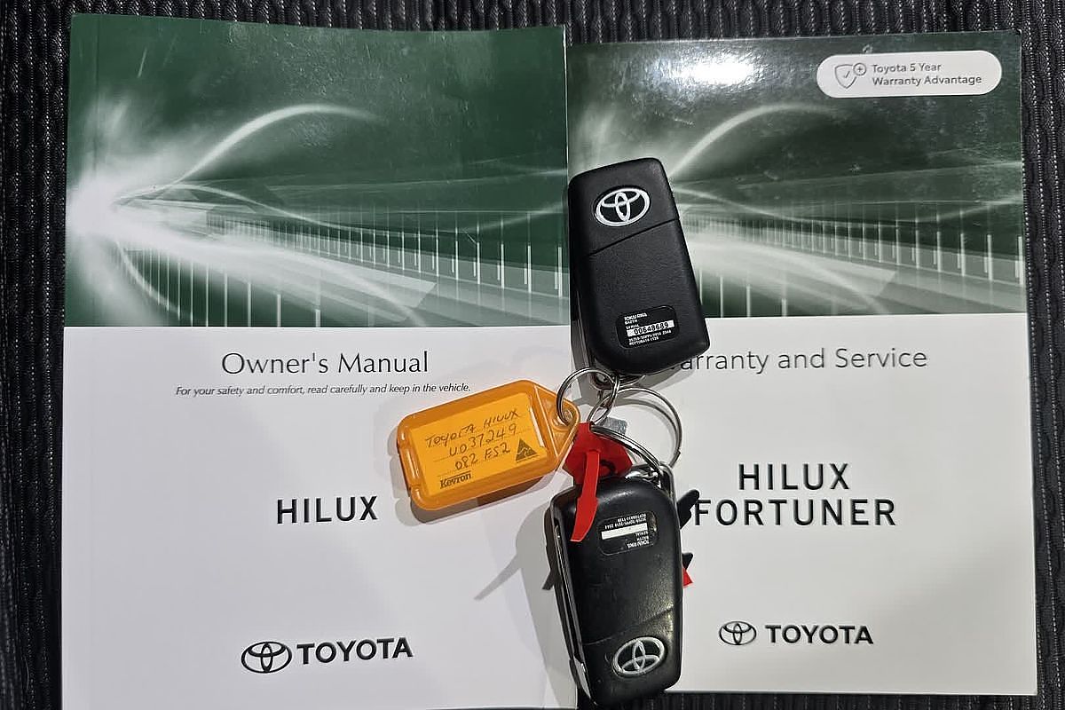 2022 Toyota Hilux Hilux 4x2 Workmate 2.7L Petrol Manual Single Cab C/C TGN121R Rear Wheel Drive