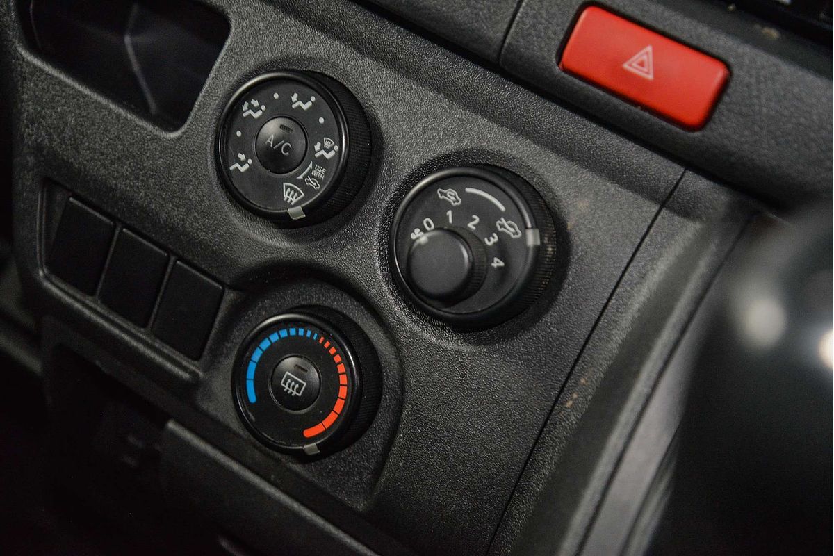 2017 Toyota Hiace KDH201R LWB
