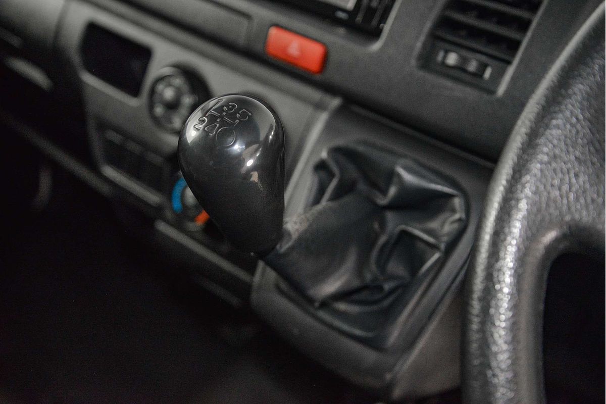 2017 Toyota Hiace KDH201R LWB