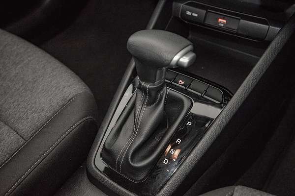2023 Kia Stonic S YB