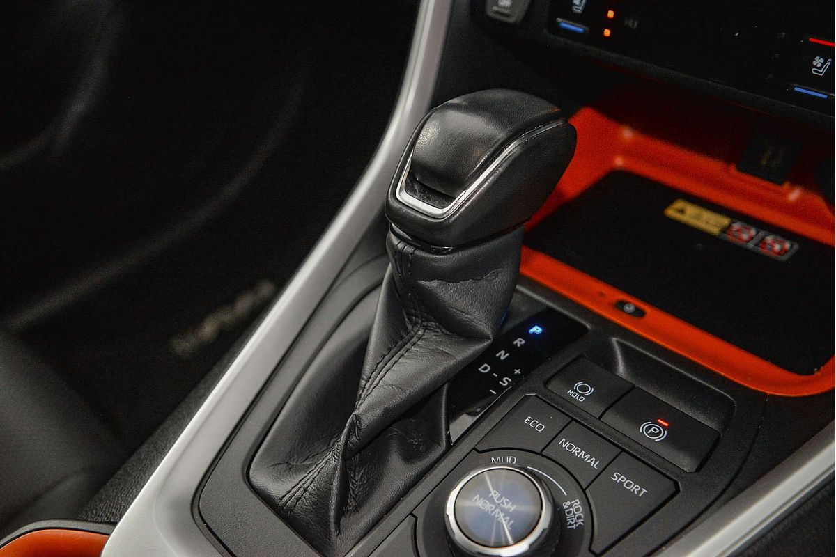 2024 Toyota RAV4 Edge AXAA54R