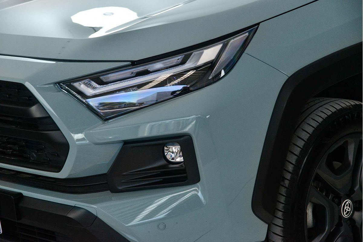 2024 Toyota RAV4 Edge AXAA54R