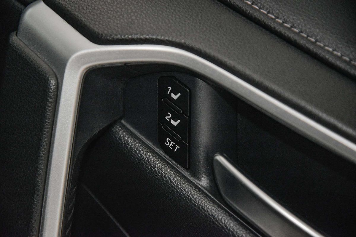 2020 Toyota RAV4 Cruiser AXAH54R