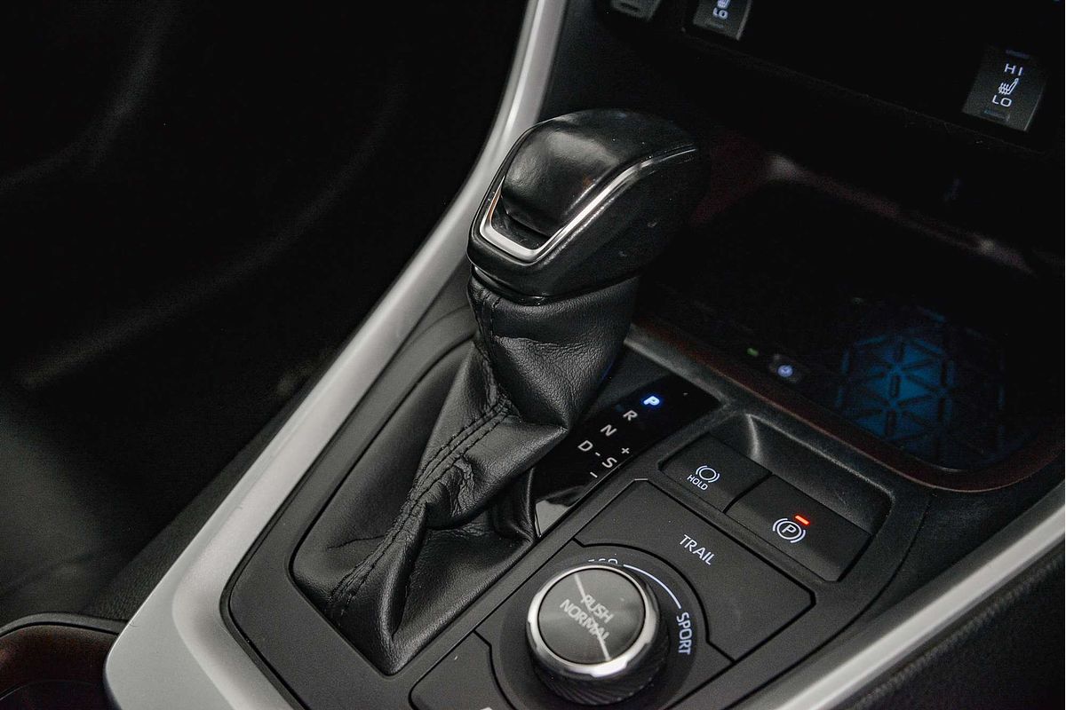 2020 Toyota RAV4 Cruiser AXAH54R
