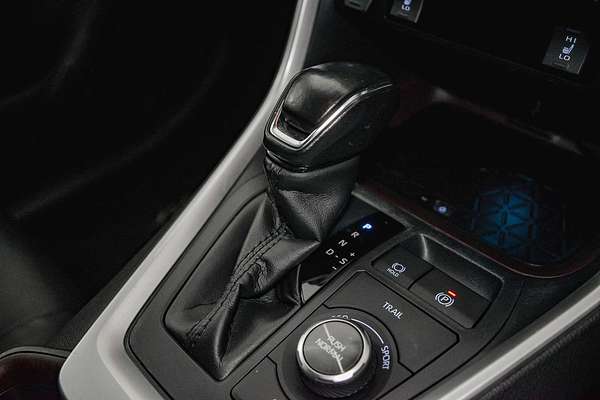 2020 Toyota RAV4 Cruiser AXAH54R