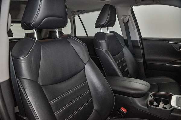 2020 Toyota RAV4 Cruiser AXAH54R