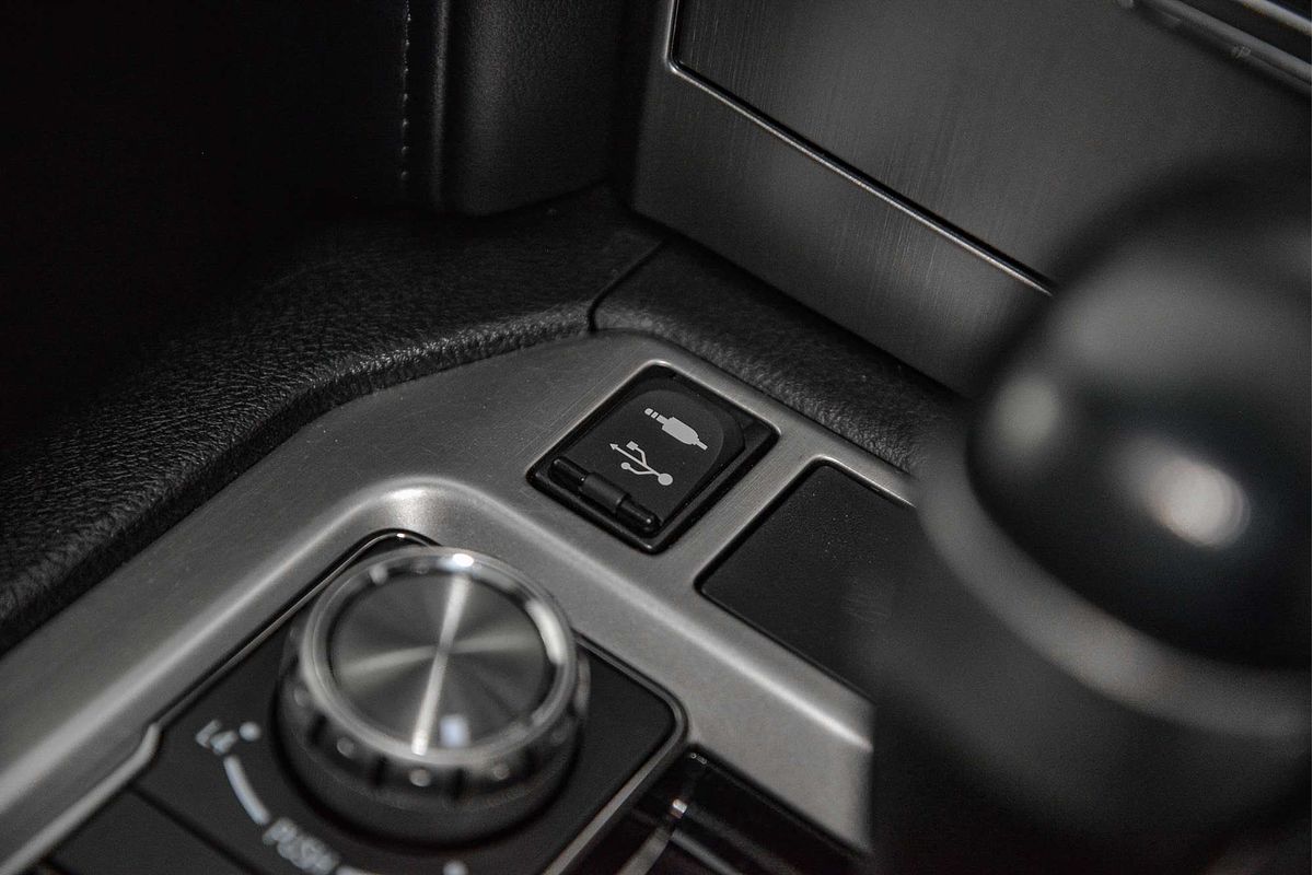 2017 Toyota Landcruiser VX VDJ200R