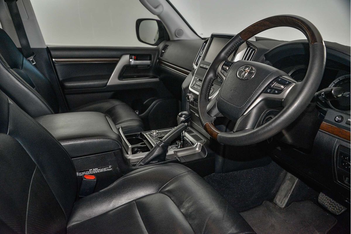 2017 Toyota Landcruiser VX VDJ200R
