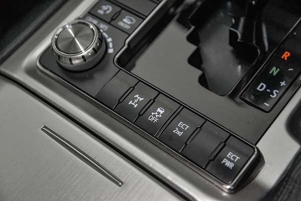 2017 Toyota Landcruiser VX VDJ200R